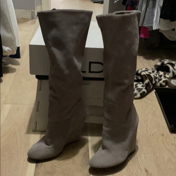 Aldo Lackie grey suede wedge boots - Picture 3 of 6